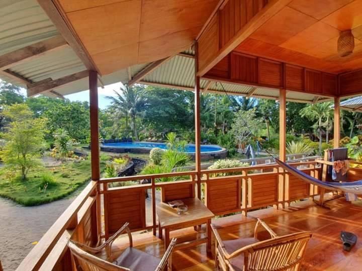 Two Fish Resort Бунакен Екстериор снимка